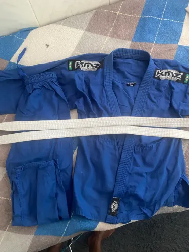 Kimono novo, taxa de entrega incluso? para toda Maceió