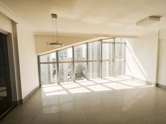 Cobertura de 187 m² com 03 quartos, sendo 01 suíte á venda no Residencial Riviera Di Venez