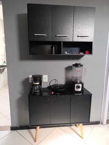 Armário de cozinha e aparador novos