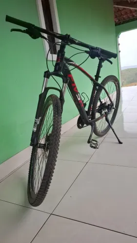 Bike Seminova em Excelente Estado - Pronta para Pedalar!