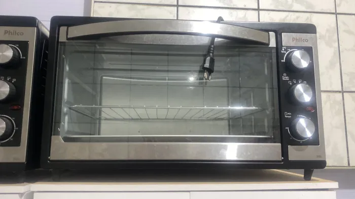 Vendo 2 forno elétrico novos nunca foi usado