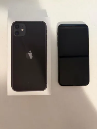 Iphone 11 128gb preto - Todo original e sem marcas de uso