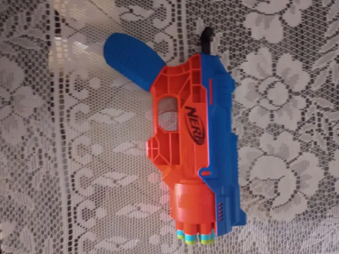 lançador de dardos Hasbro Nerf Alpha Strike Claw QS-4.