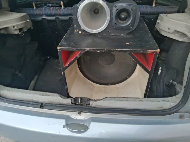 Vende se Som automotivo