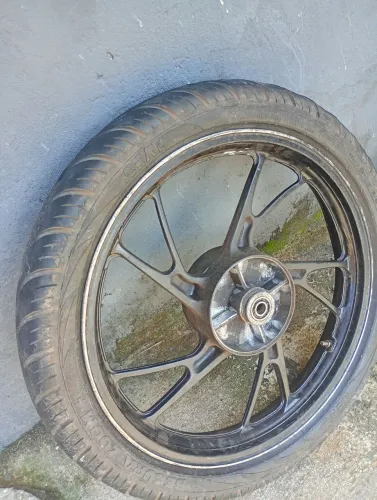 Aro de moto 160 com pneu