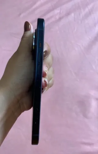 Vendo iPhone 15 de 256 g