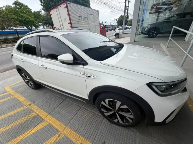 Volkswagen Nivus Highline 1.0 200 TSI Flex AUT 2023