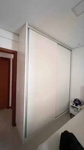 Vendo Guarda-Roupa Planejado MDF