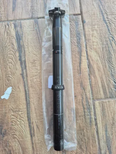 Canote em carbono FI'zi:k top de linha 30.9