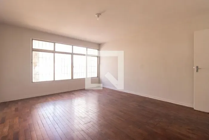 Casa à Venda - Vila Mariana, 3 Quartos, 200 m2