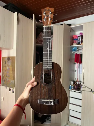 Ukulele