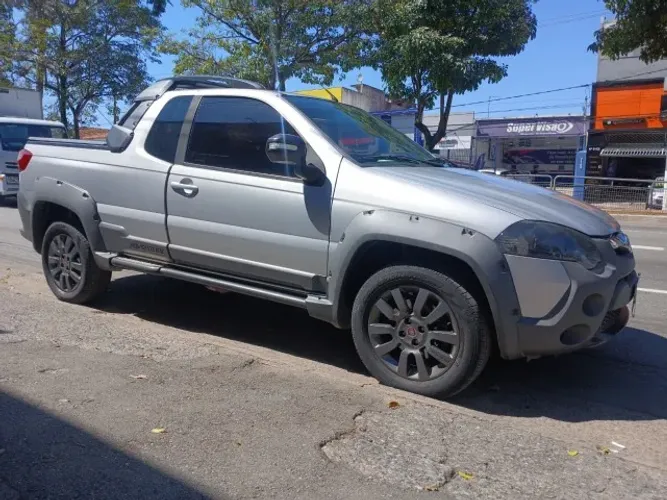 Fiat Strada Adventure 1.8/ 1.8 Locker Flex CE 2017