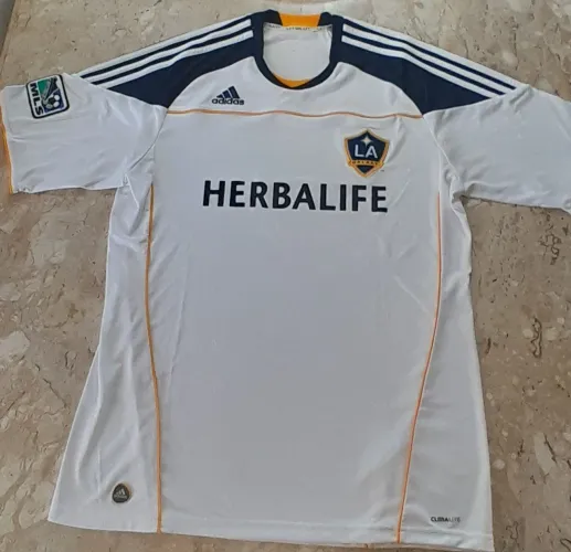 Camisa oficial do Los Angeles Galaxy. Adidas. GG. Temporada 2011. Em excelente estado. 