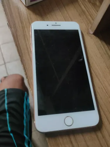 ? Oportunidade: iPhone 8 Plus 128GB - Apenas R$ 250! (Leia o anúncio)