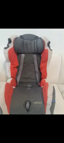 Cadeirinha de automovel para criança