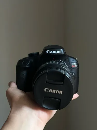 Câmera Canon T100