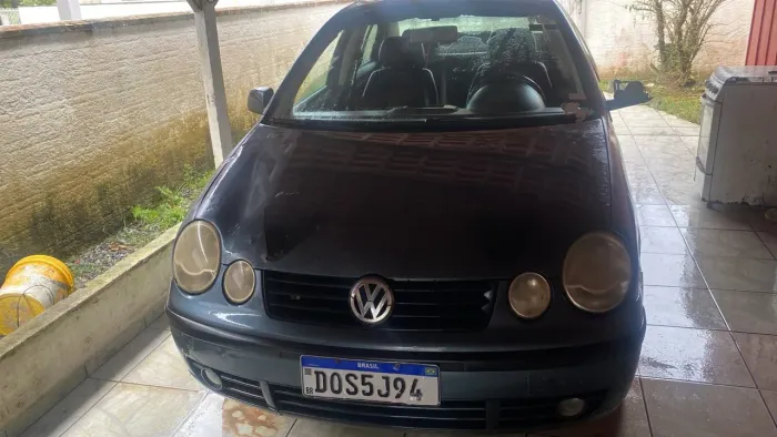 Volkswagen Polo Sedan 1.6 MI 101cv 8V 4P 2004