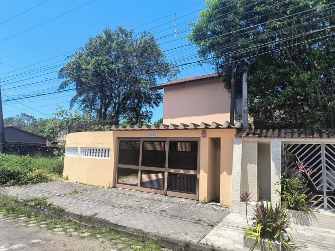 Casa para venda tem 162 metros quadrados com 2 quartos em Itaoca - Mongaguá - São Paulo