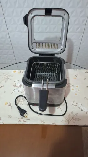 Fritadeira Elétrica Inox Philco 1.8 Litros De Óleo 220V Compacta  