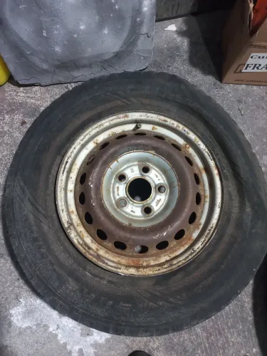 Roda estepe da Amarok aro 16