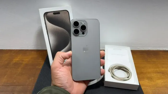 iPhone 15 PRO MAX (128GB) SEMINOVO!