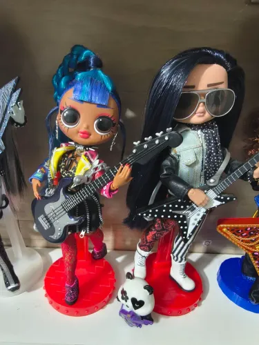 Bonecos Rock Boy and Punk Girl Lol Omg Surprise
