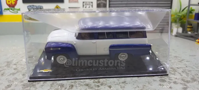 Miniatura Chevrolet Amazonas 1972 - Ixo 1:43