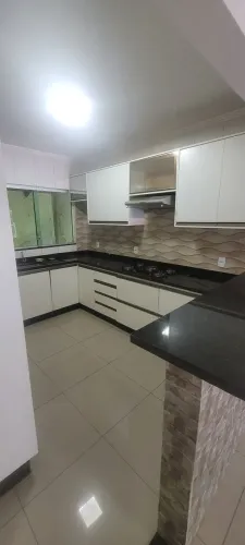Casa 3 quartos residencial aquários com guarda-roupa,  armarios e ar condicionado 