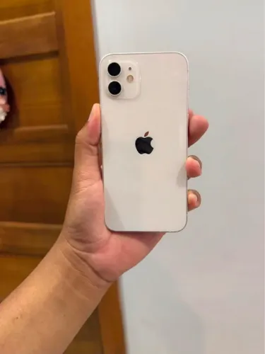 iPhone 12