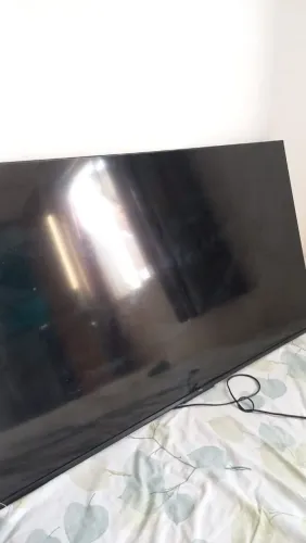 Vendo TV com defeito 50 polegadas não liga
