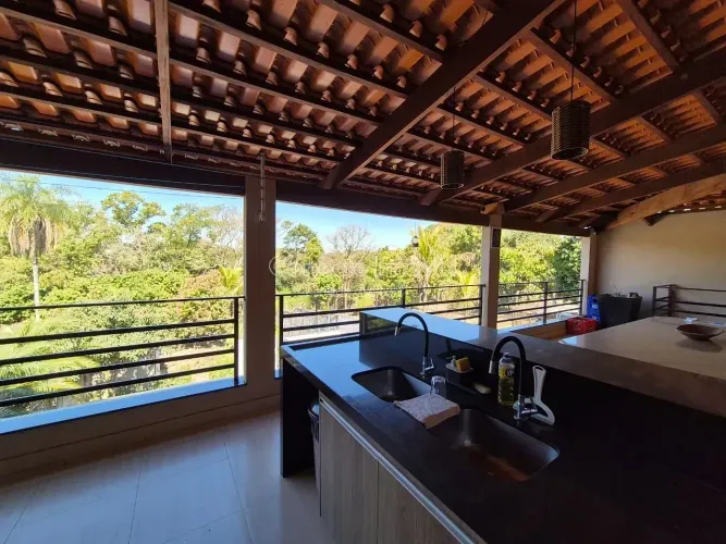 Chácara à venda com 3 dormitórios (1 suíte), piscina, salão de festas e 5 vagas  Artur Nog