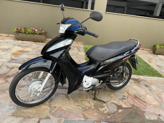 Biz 125 es ano 2014 muito nova