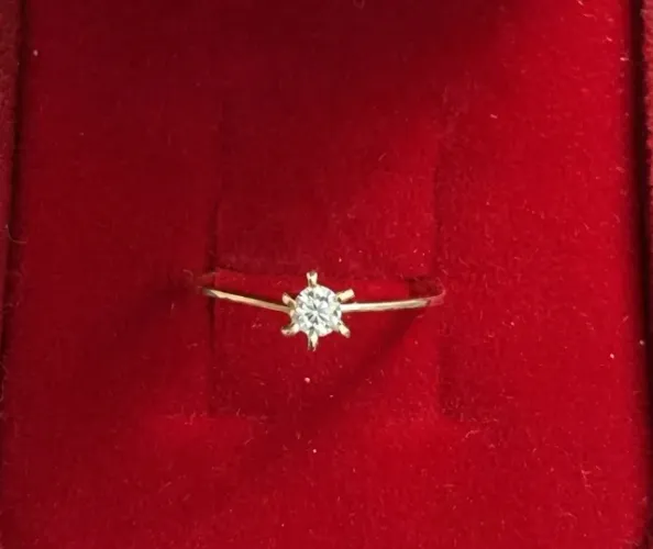 anel solitário em ouro 18k com diamante de 3mm 10 pontos top