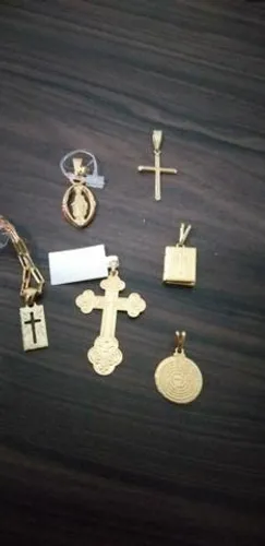 SP PROMOÇÃO ÚLTIMOS PINGENTES BANHADOS OURO 18K, NOVOS