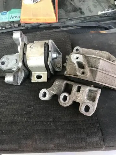 Calço motor Volkswagen fox 2018