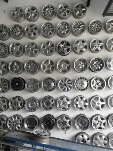 Roda aro 14 usadas e novas vários modelos e acabamentos Gm Fiat GM Volkswagen