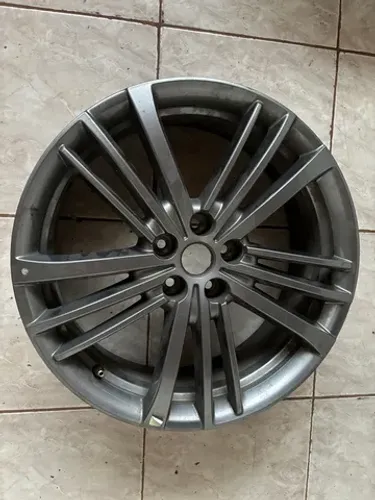 Roda Fiat Fastback aro 17 original unidade valor mínimo