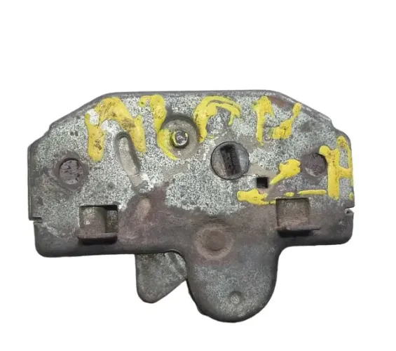 Fechadura Porta malas Monza 83 a 96