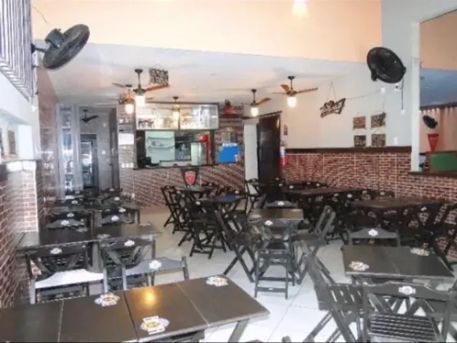 Oportunidade. Alugo imóvel vizinho a faculdade UNINTA em frente a duas torres comerciais