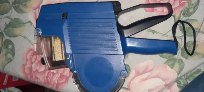 Máquina manual colocar precos