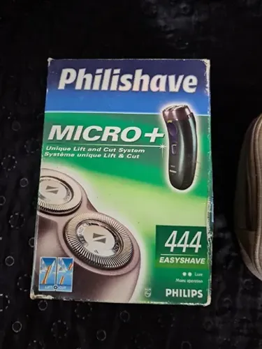 Barbeador Philips com duas cabeças