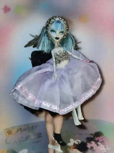 boneca monster high<br>R$ 254,25 na 1ª compra