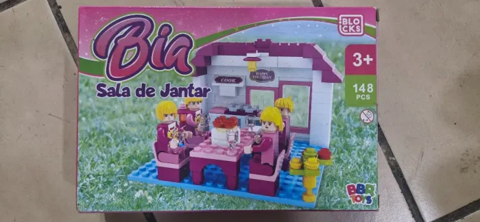 Brinquedo Infantil Sala Da Bia Bloco De Montar 148 Peças tipo Lego NOVO
