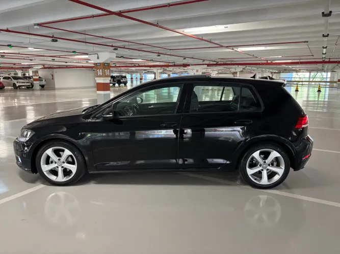 Volkswagen Golf 200 TSI 2018