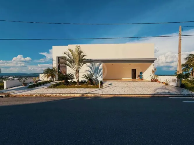 Casa em Condomínio - / Residencial / Parque das Laranjeiras
