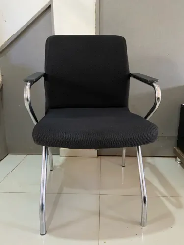 Cadeira de Escritório Executiva Preta com Braços