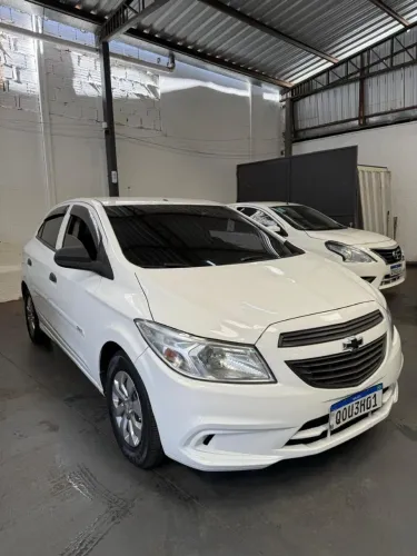 Chevrolet Onix Joy 1.0 completo 6 marchas flex