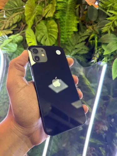 IPhone 12 preto