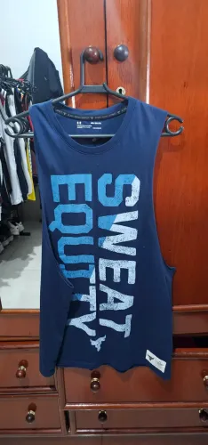 Camiseta Under Armour - Sweat Equity The Rock 