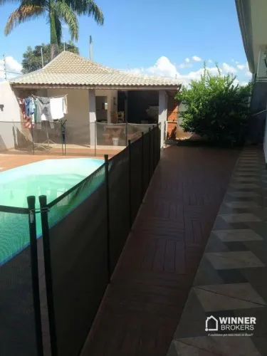 Chácara com 3 dormitórios à venda, 450 m² por R$ 455.000,00 - Vivenda Dos Pescadores - Dou